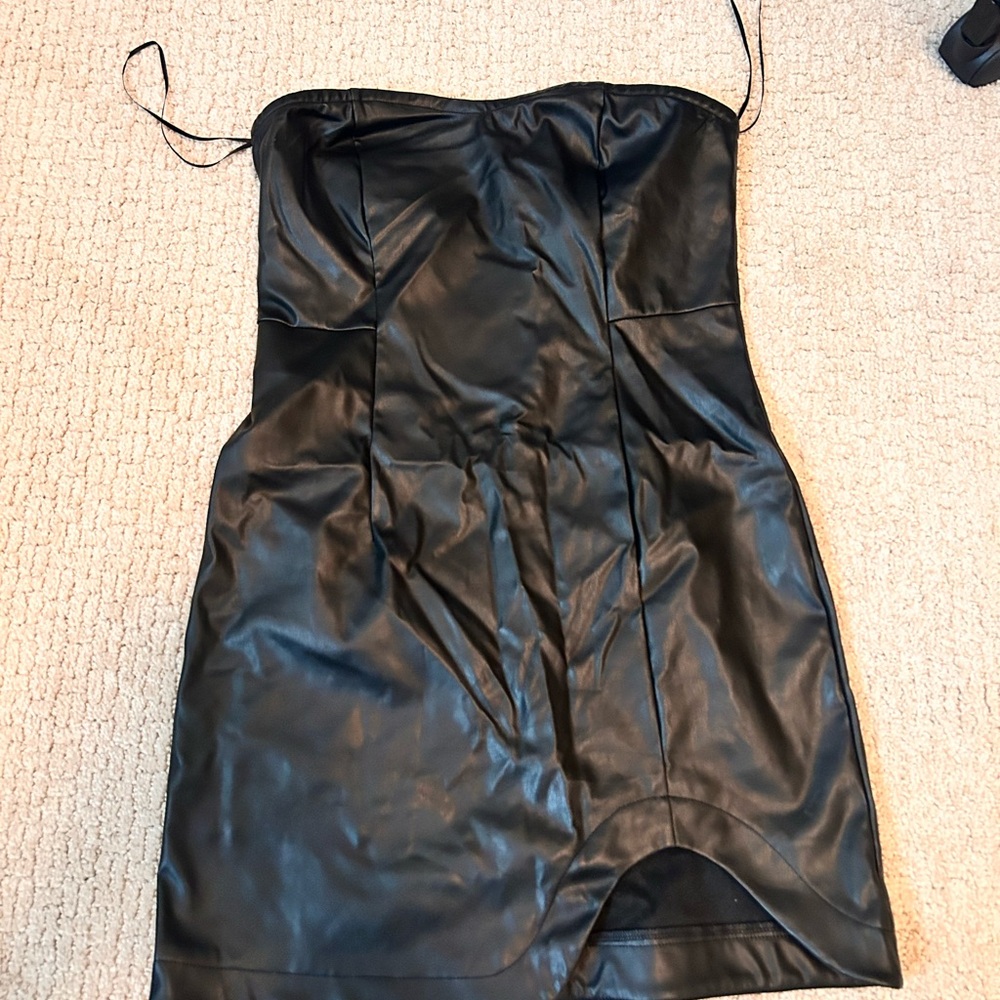 American Threads Black Strapless Dress
